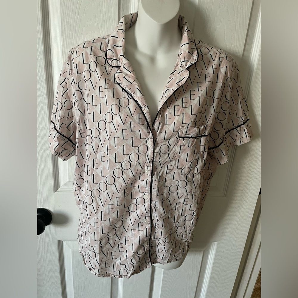 Women's Victoria's Secret Short Sleeve PJ Top Size M